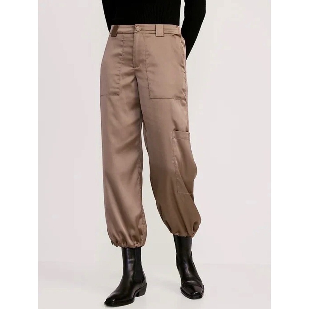 Old Navy Medium High Waisted‎ Rich Satin Jogger Cargo Pants
